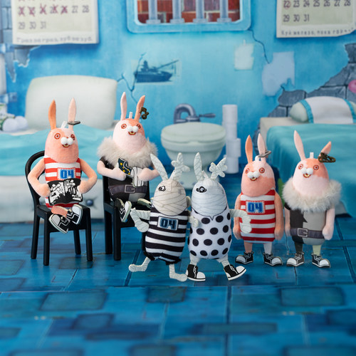 逃亡兔黑白对子系列毛绒挂件