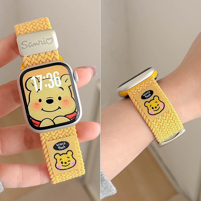 适用iwatch10苹果手表applewatch9表带s11可爱维尼草莓熊kittys8s