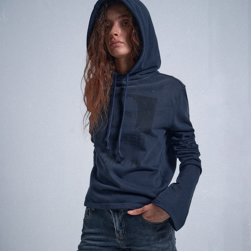 (noE）渐变水洗雾霾蓝合身卫衣