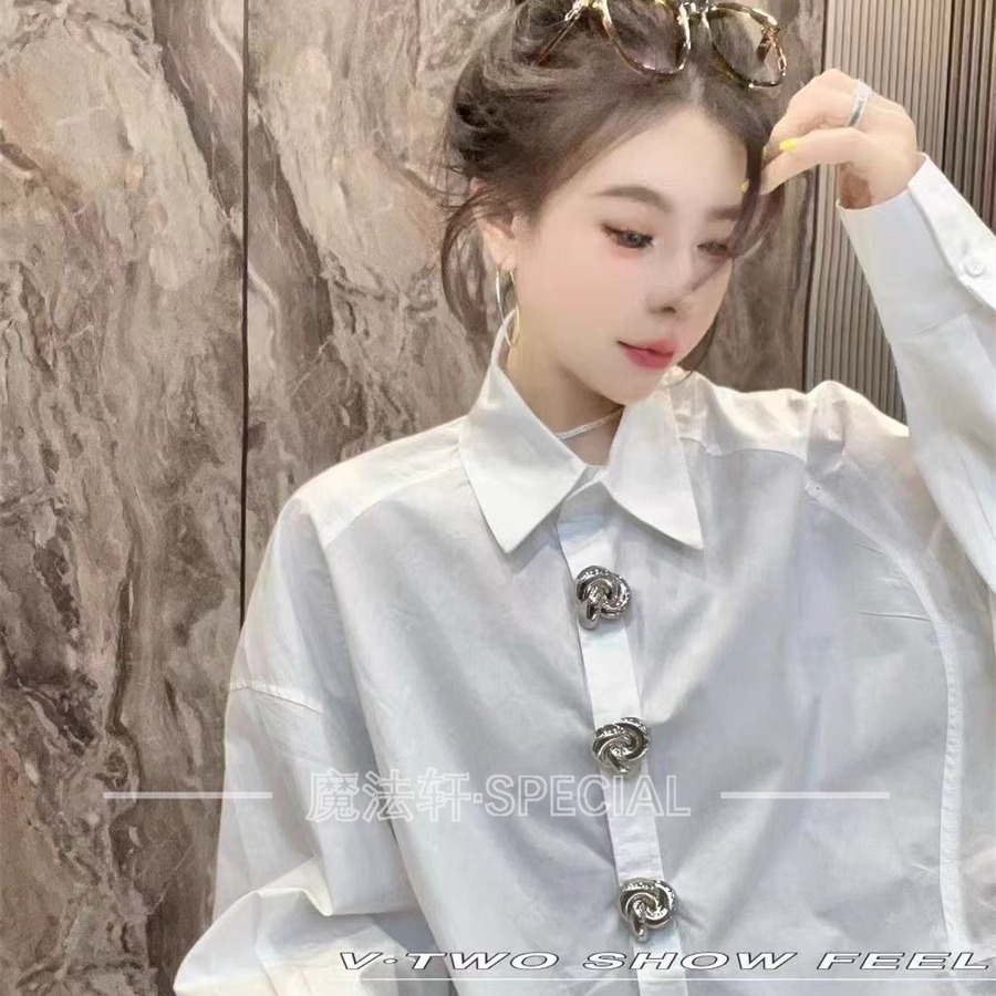 金属扣长袖衬衫女款2025新款