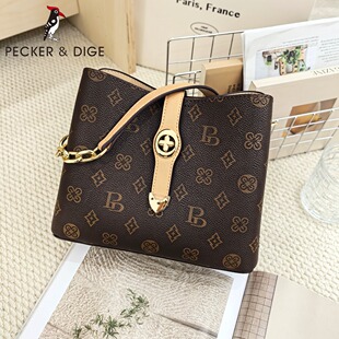 印花水桶包百搭单肩包斜挎包2805 商场同款 啄女包专柜正品 2026新款