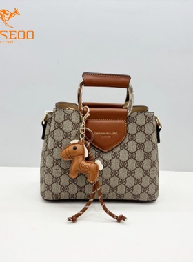 SEOSEOO九州袋鼠女包2025新款商场同款印花手提包百搭单肩包77567