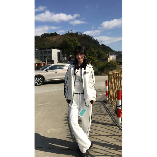 百搭男女同款美式运动套装