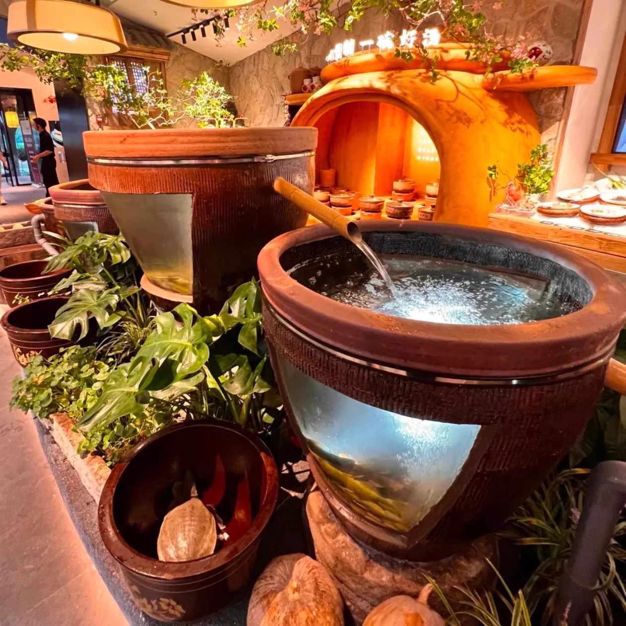 餐厅饭店造景透明圆水缸