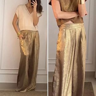 金色褶皱高腰款阔腿裤Gold pleated high-waisted wide-leg pants