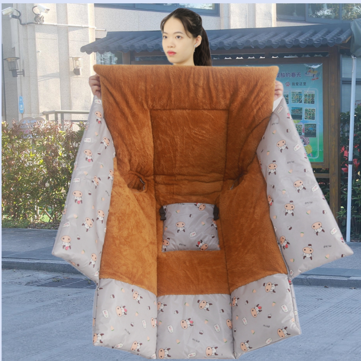 加大加厚电动摩托车挡风双面防水