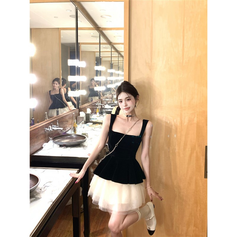 法式千金风套装黑色丝绒方领吊带背心女夏季网纱蓬蓬半身裙两件套