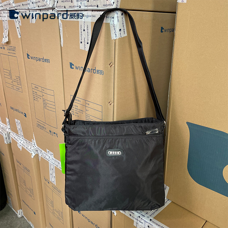 威豹单肩包涤纶休闲运动