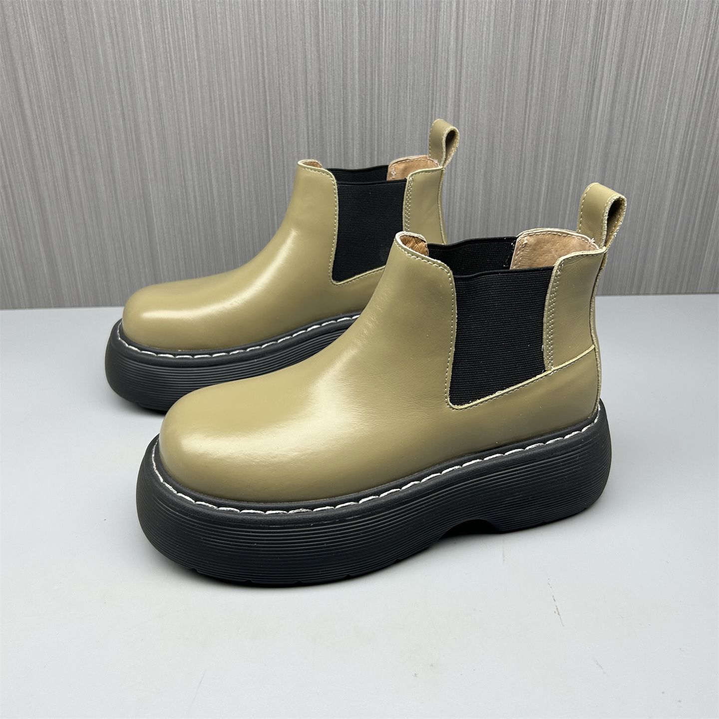 3640码撤柜断码处理秋款真皮切尔西靴女百搭舒适套筒厚底马丁靴