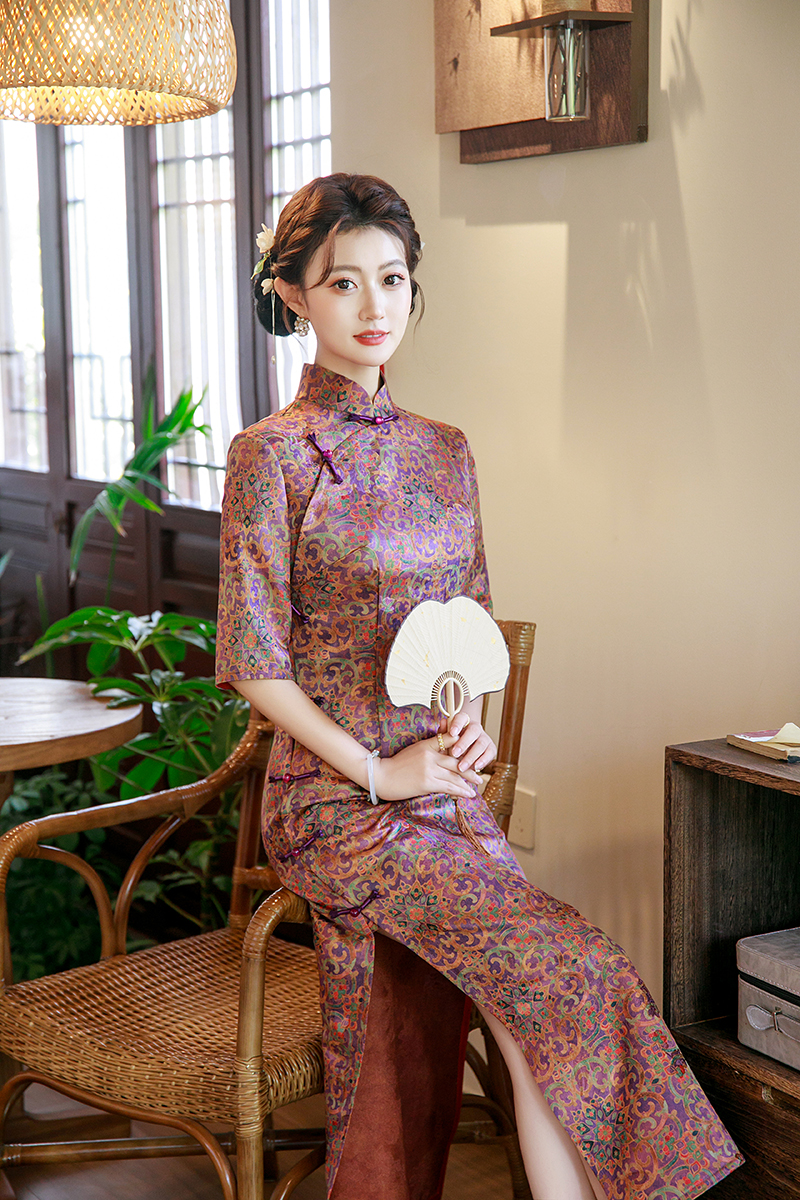 沉香新款手工长款旗袍新重绉锦缎遮肚子显瘦气质日常中国风修身