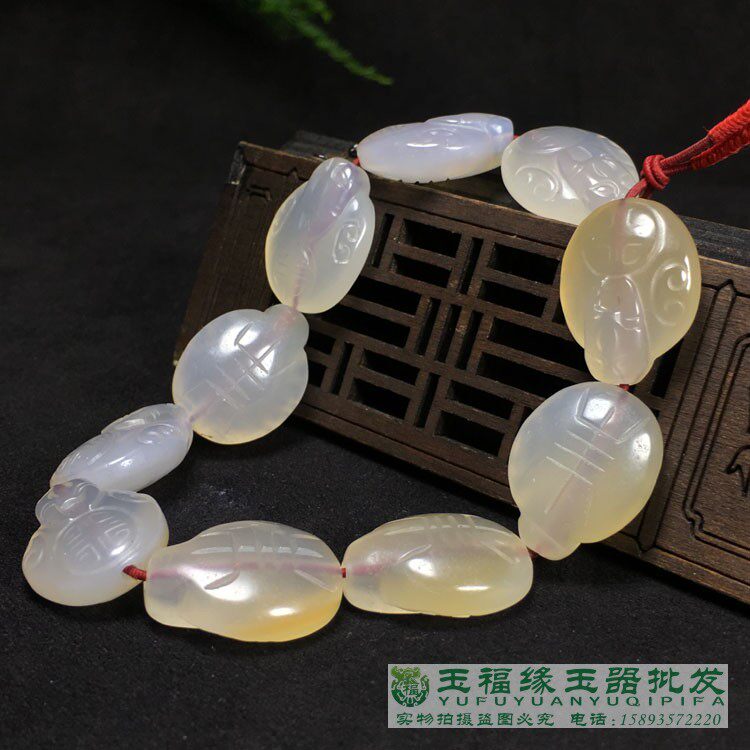 清代玛瑙猴长寿龟配饰古玩民俗老物件收藏品保真雕工精美玉髓手链
