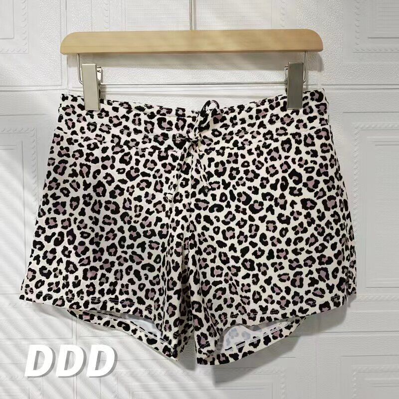 DDD 女士平角泳裤裙运动款成人游泳度假时尚多色宽松保守三角衬,运动/瑜伽/健身/球迷用品,女士泳裤,淘宝优惠券,粉丝福利购,淘宝优惠卷