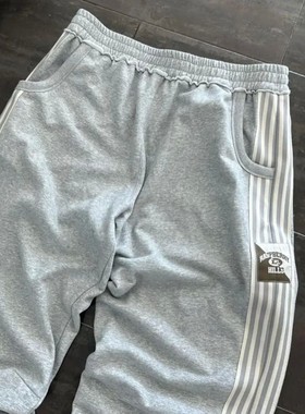 Cotton sweatpants with striped sides街头侧边条纹情侣款直筒裤