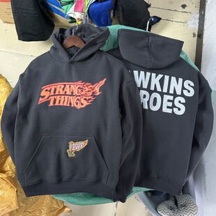 刺绣 StrngerThig奇怪物语霍金斯地狱火俱乐部连帽卫衣男女冬短款
