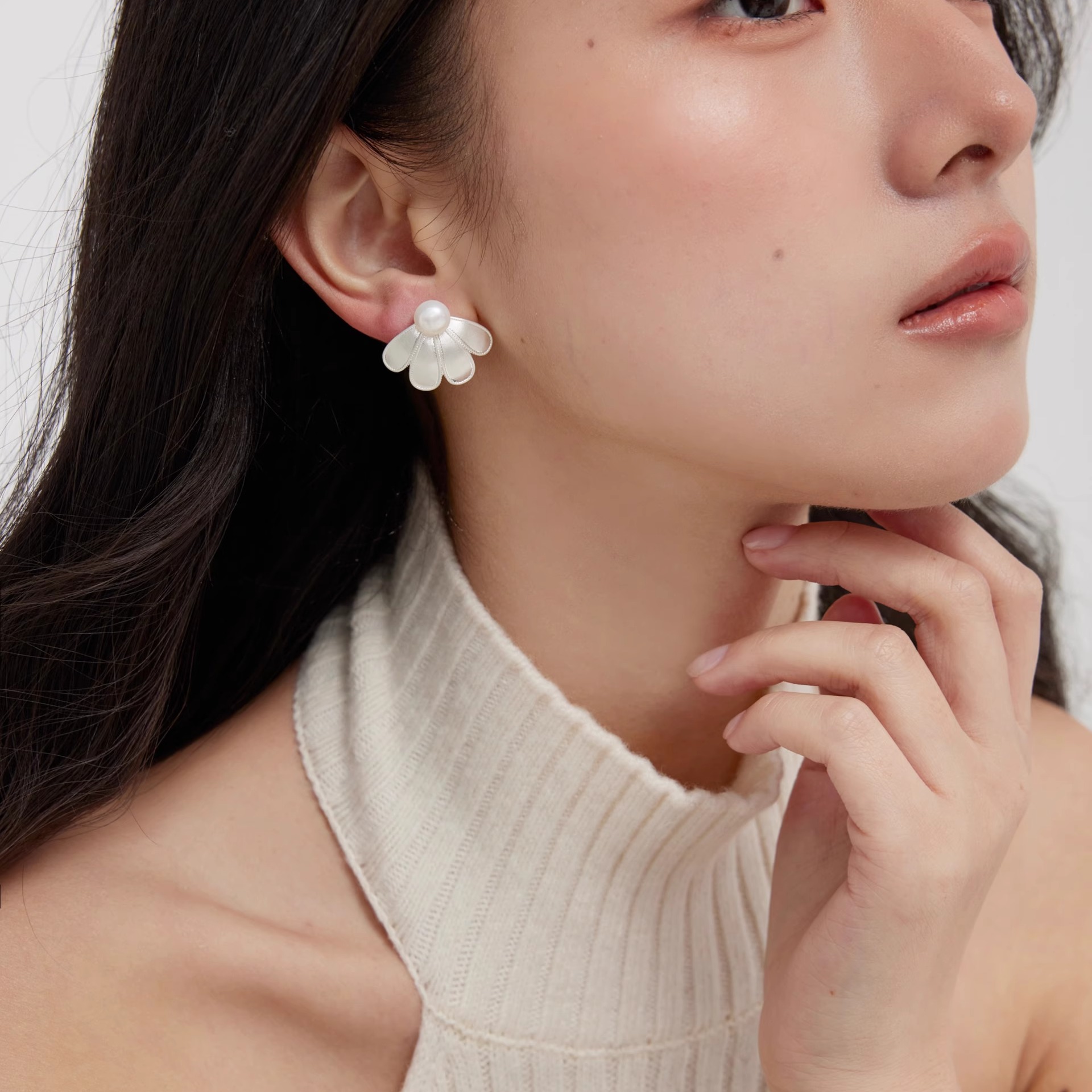 Entnii 花开时 拉丝花瓣淡水珍珠耳钉小众日韩百搭耳环