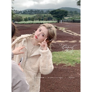 【福利65折清仓】csk丘比特 “奶油核桃塔walnut”毛绒连帽厚外套