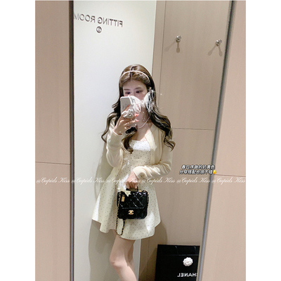 csk丘比特 “乖乖波点感”  肌理感面料显瘦夏季波点吊带裙