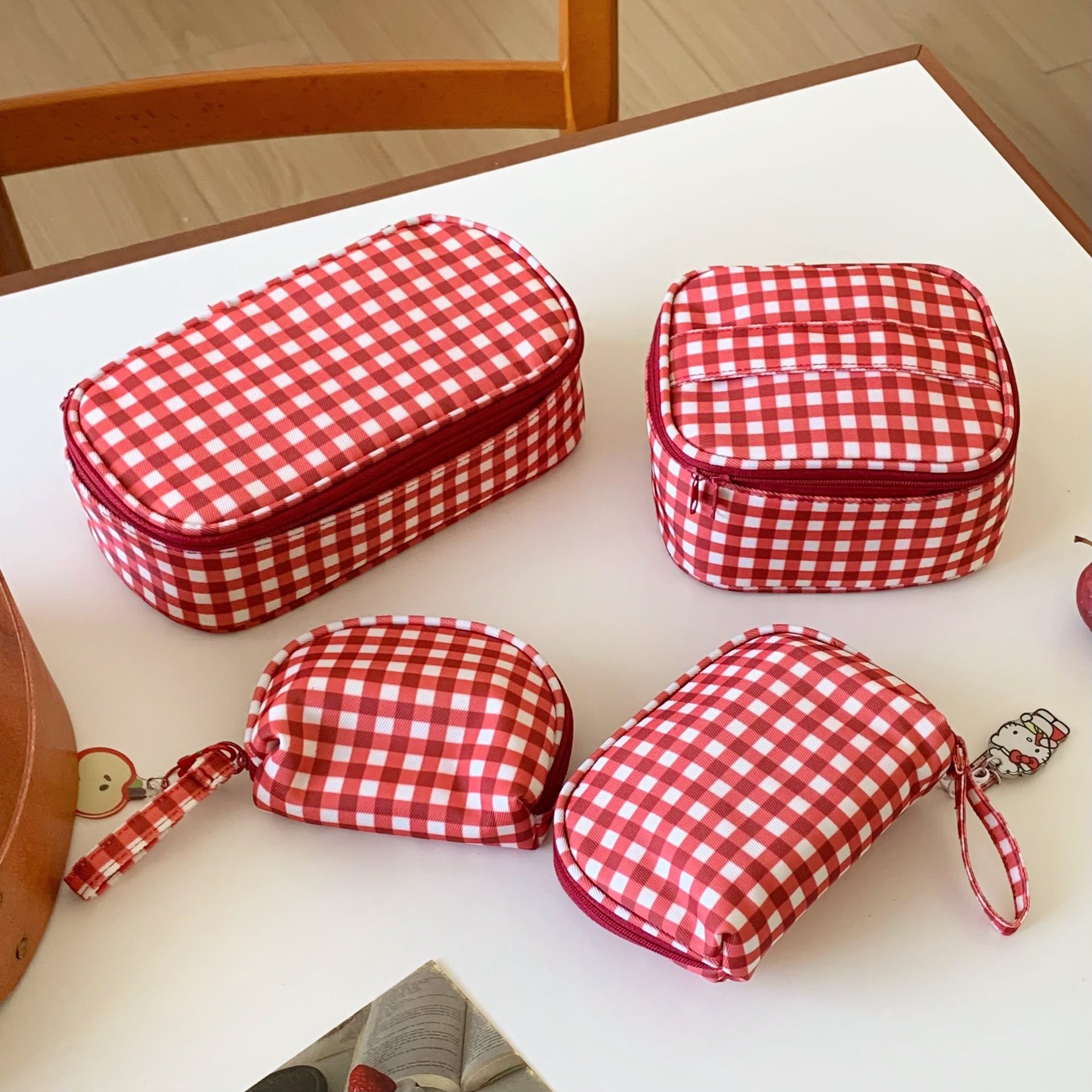 便携格子化妆包防水旅行收纳袋大容量拉链贝壳包女洗漱包圣诞礼物,收纳整理,化妆包,淘宝优惠券,粉丝福利购,淘宝优惠卷