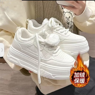 2025年加绒加厚秋冬季爆款女款小白鞋增高厚底休闲鞋百搭运动板鞋