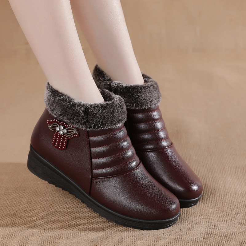 冬季妈妈鞋中老年人棉鞋大码保暖舒适加绒防滑平底软底皮鞋