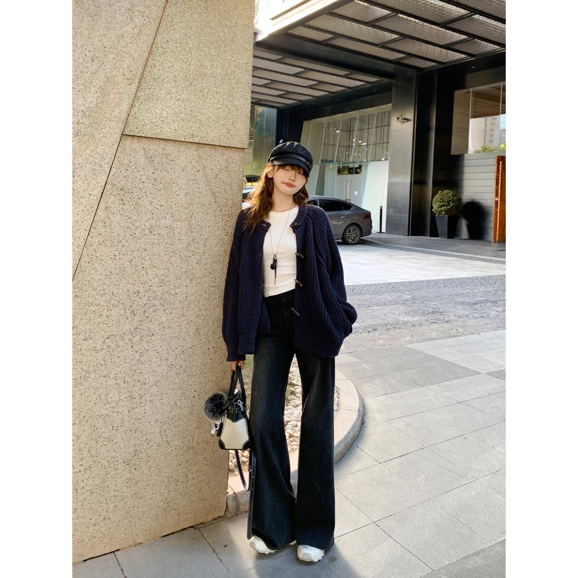 切糕自制小个子2025秋季裤子女简约百搭休闲新款黑色微喇牛仔裤