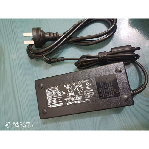神舟战神K660E/D K550D K670D K710C电源适配器19.5V6.15A充电器