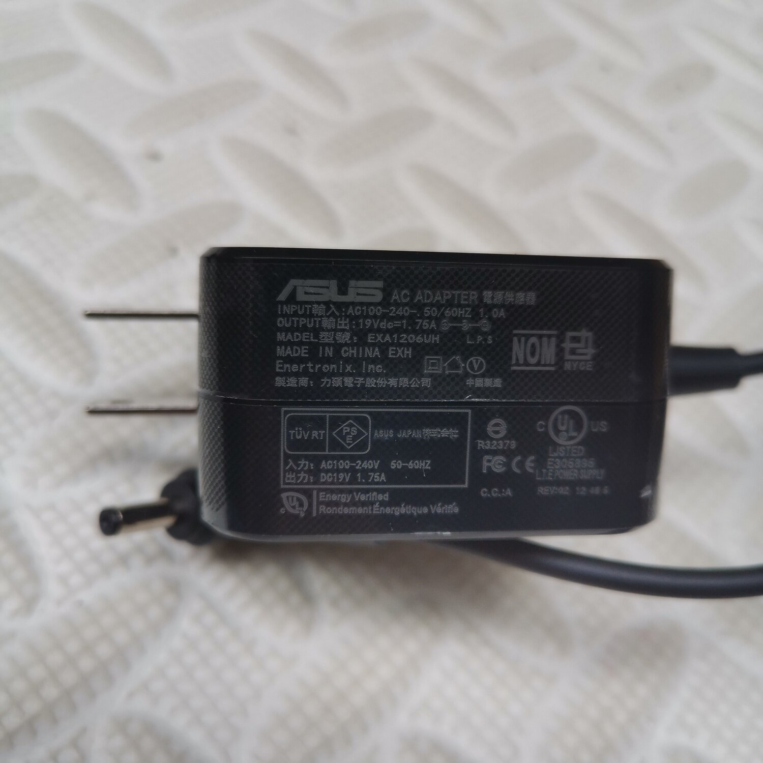 适用华硕笔记本电源19V1.75A电源适配器Asus/33W超极本电脑充电器