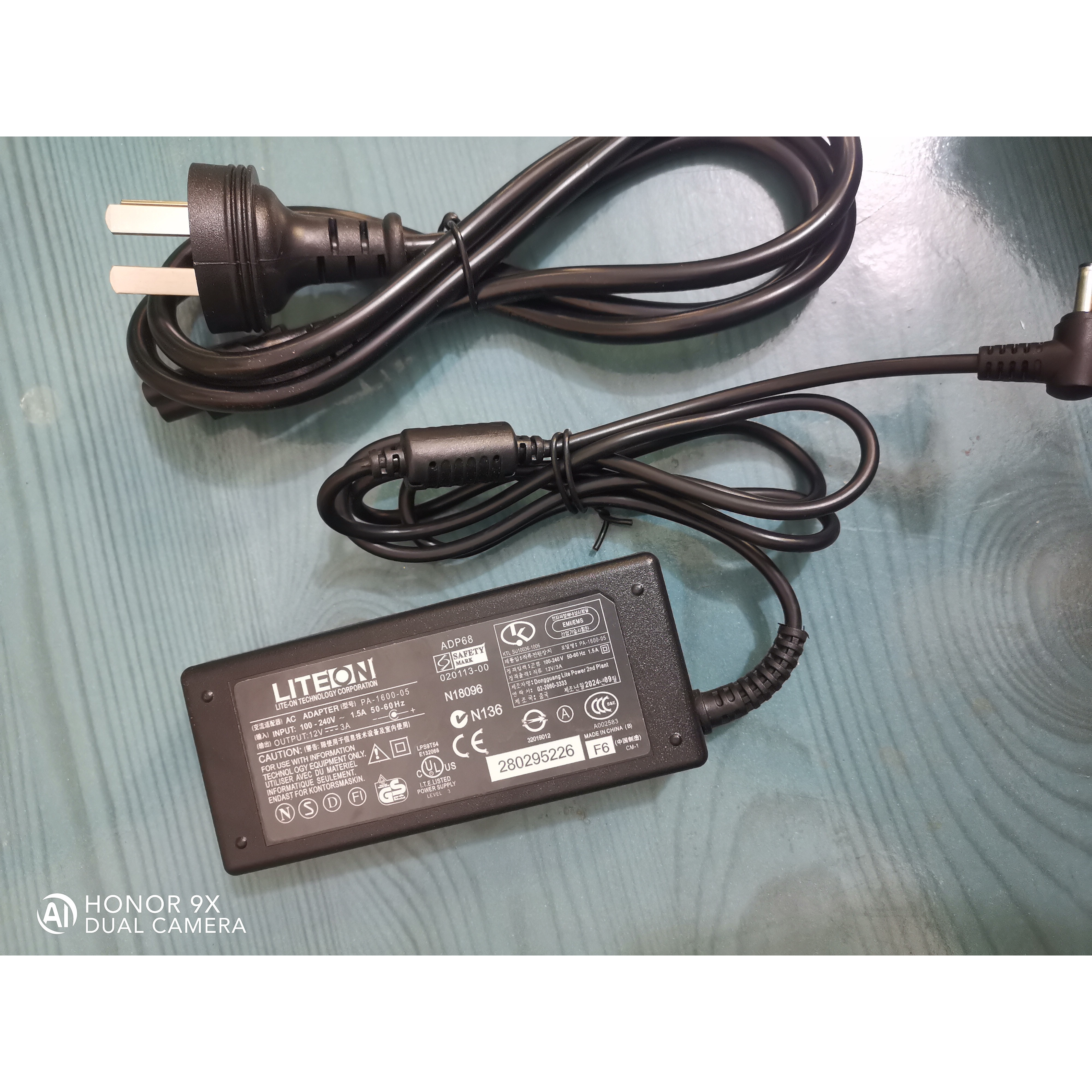 适用迈为F7攻摄笔记本电脑电源适配器19V3.42A充电器线小口3.5MM