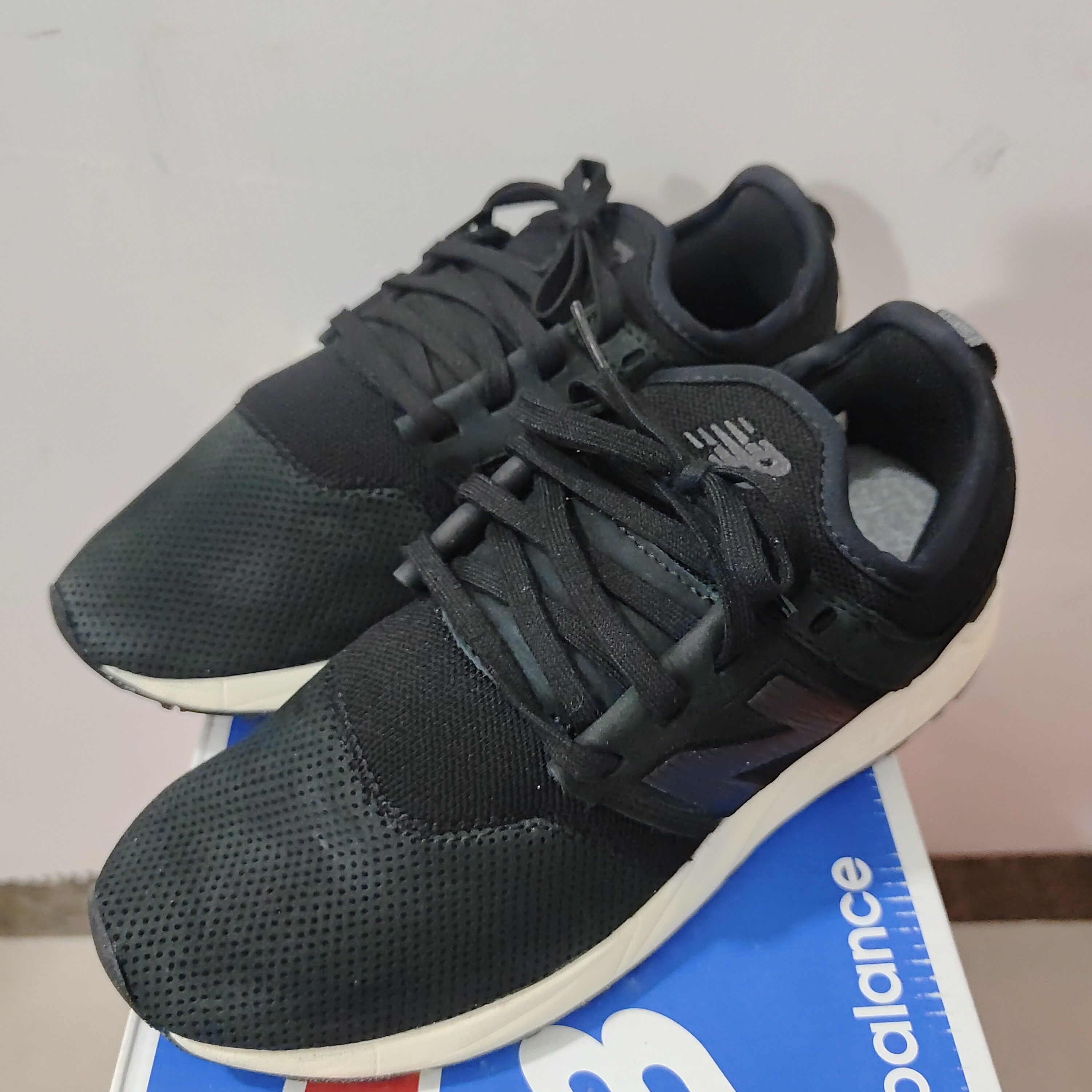 New Balance 247 跑鞋 减震 WRL247WN M广东BB仓下单请看详情页C