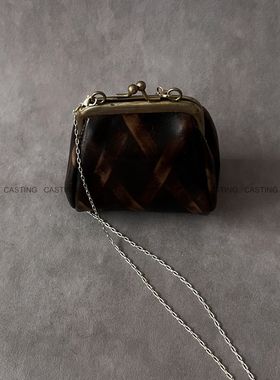 折扣A TENTATIVE ATELIER 复古做旧棱格印花口金包小巧斜挎手提包