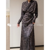 CASTING无隅｜CORTANA 24秋冬 黑色水彩印花系带裹身连衣裙