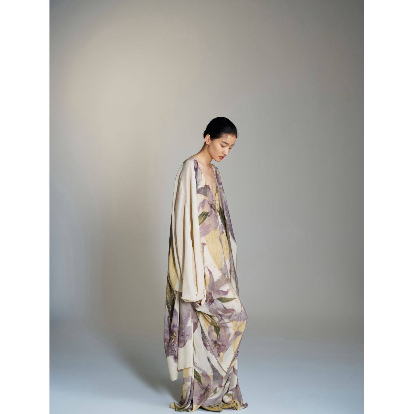 CASTING无隅｜YANGKEHAN 26SS 霜紫翠雀蝶袖长袍,女装/女士精品,真丝上装,淘宝优惠券,粉丝福利购,淘宝优惠卷