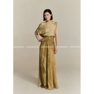 CASTING无隅｜CORTANA 26早春 丝质金色晕染绑带连衣裙