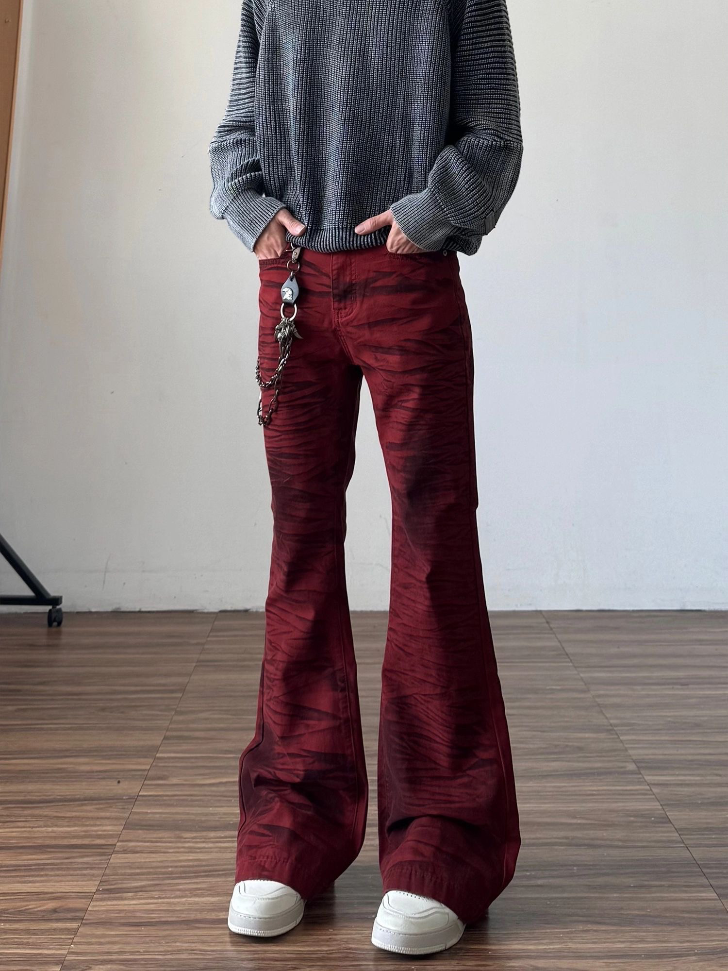 红色虎纹微喇牛仔裤男美式高街vibe风裤子cleanfit显瘦直筒弯刀裤