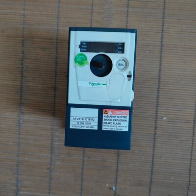 变频器180w单相输入ATV312H018M2调速器-议价