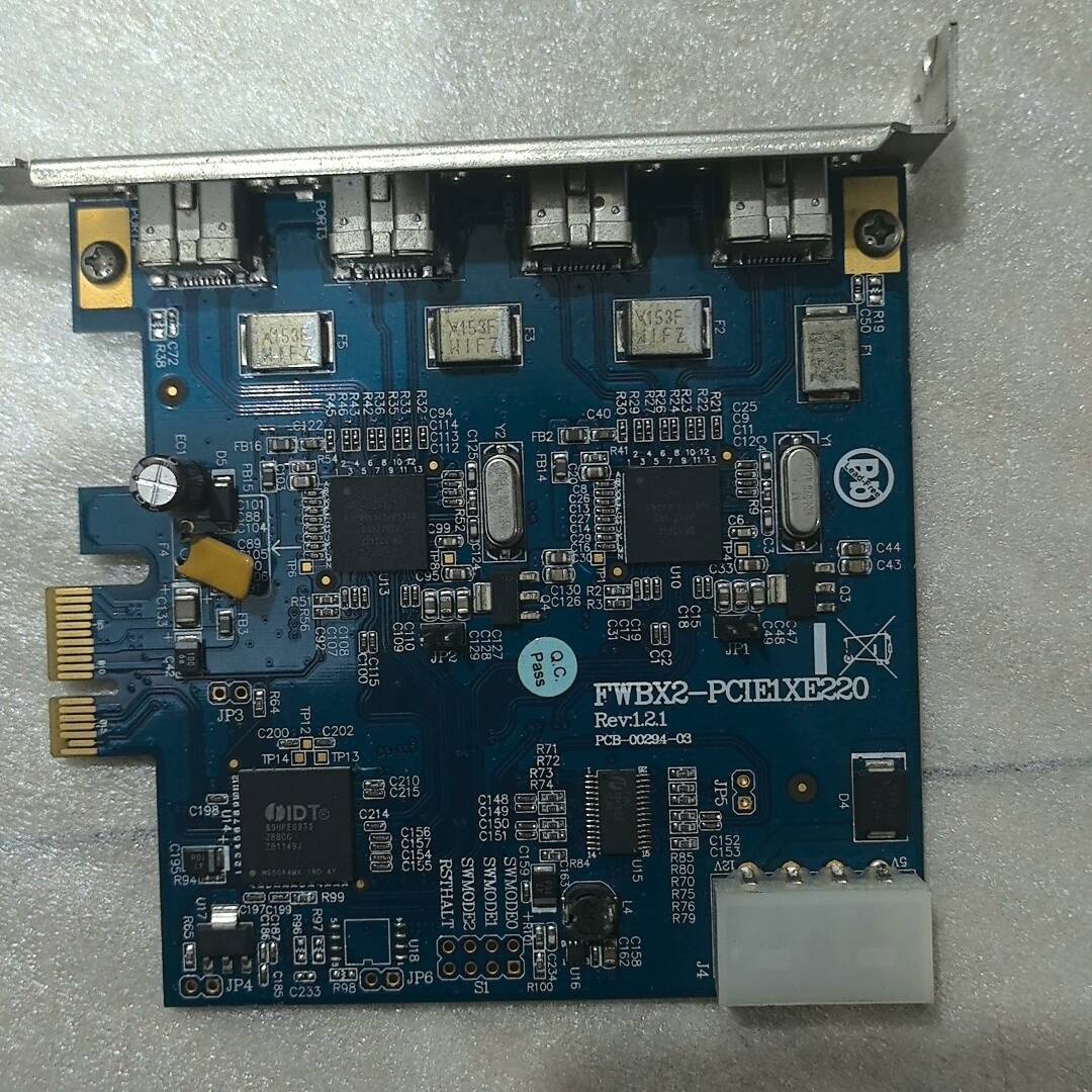 台湾IOI FWBX2-PCIE1XE220图像议价 也可为维修！！