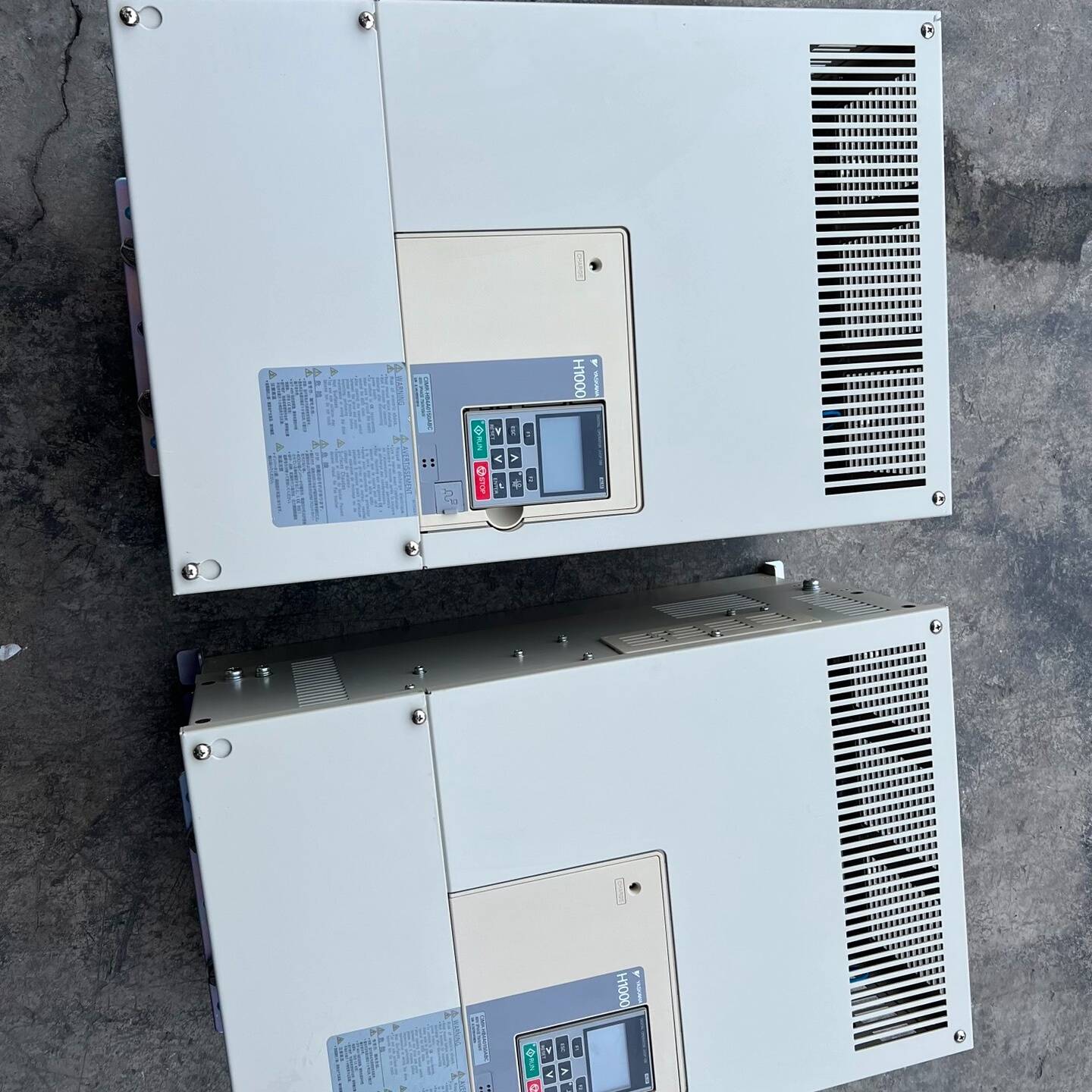 安川H1000变频器55KW，HB4A0议价 也可为维修！！