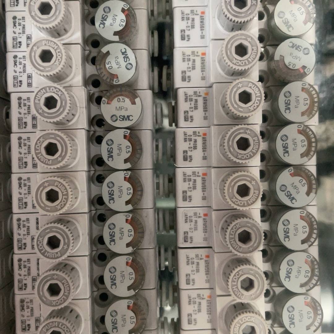 ARM5SA-08-A  SMC调压阀  成议价 也可为维修！！