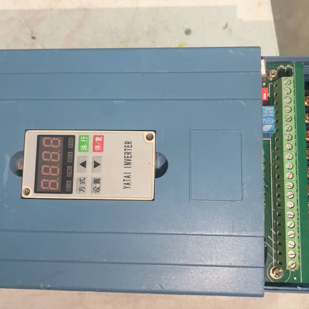 正泰变频器YTD3.7G4T1BT1B，议价 也可为维修！！