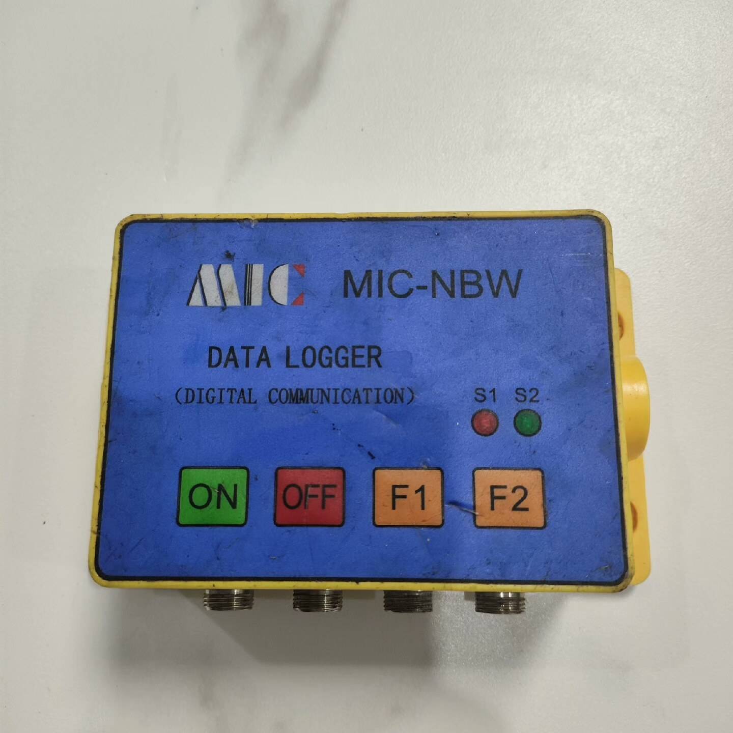 NB振弦采集器MIC-NB-4W议价 也可为维修！！