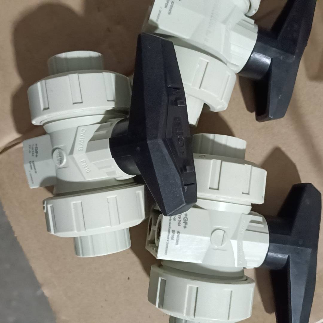 GF手动球阀。d2oDN15。包议价 也可为维修！！