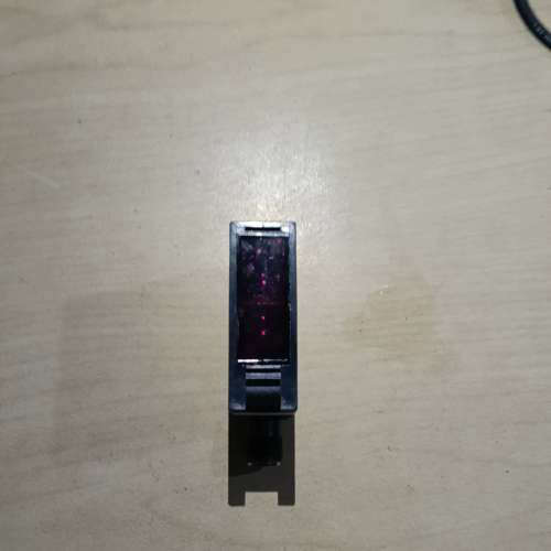 FQ50-R10MU-P4S12光电感应器成色型号片包好议价也可维修