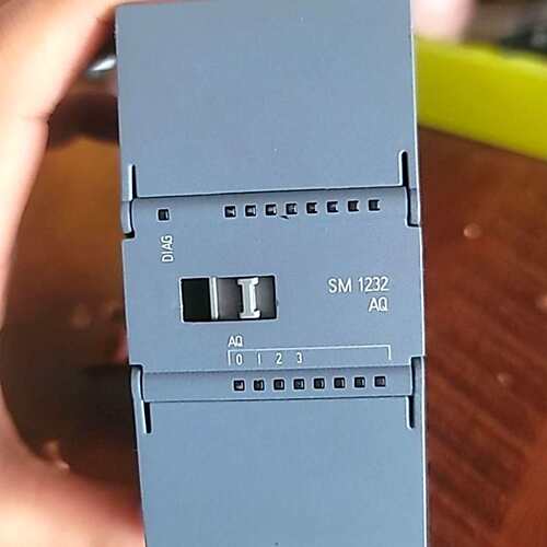 SM1231模块6ES7232-4HD32-0XB0拆议价及维修！