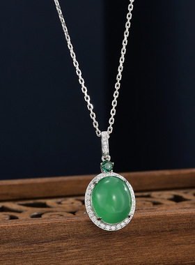 S925银新中式绿色圆形项链