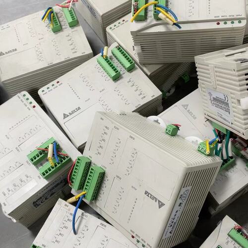 议价台达模块 DTE10T 原装拆机件，成色漂亮，插头配件齐全，