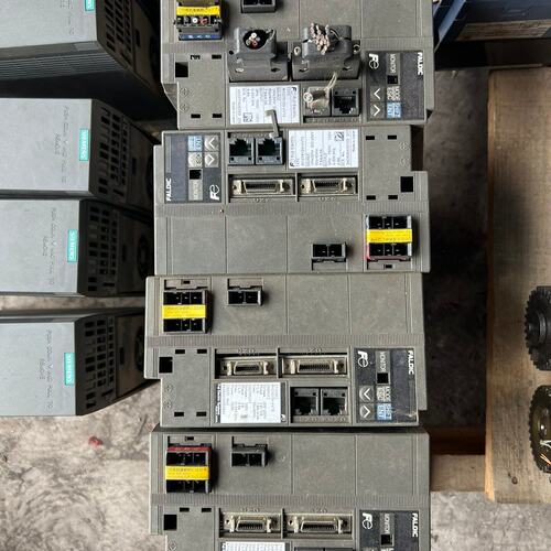 议价伺服驱动器RYC751D3-VVT2，750W功率，三相