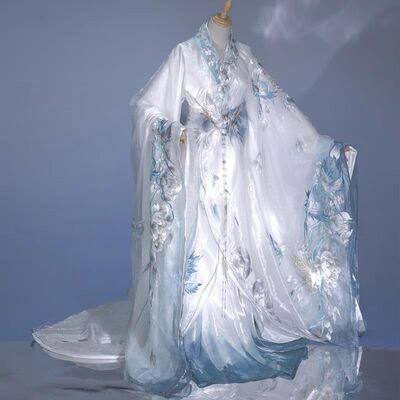 汉服女2025夏款清冷风瓷语重工刺绣大袖衫齐腰裙改良战国袍套装