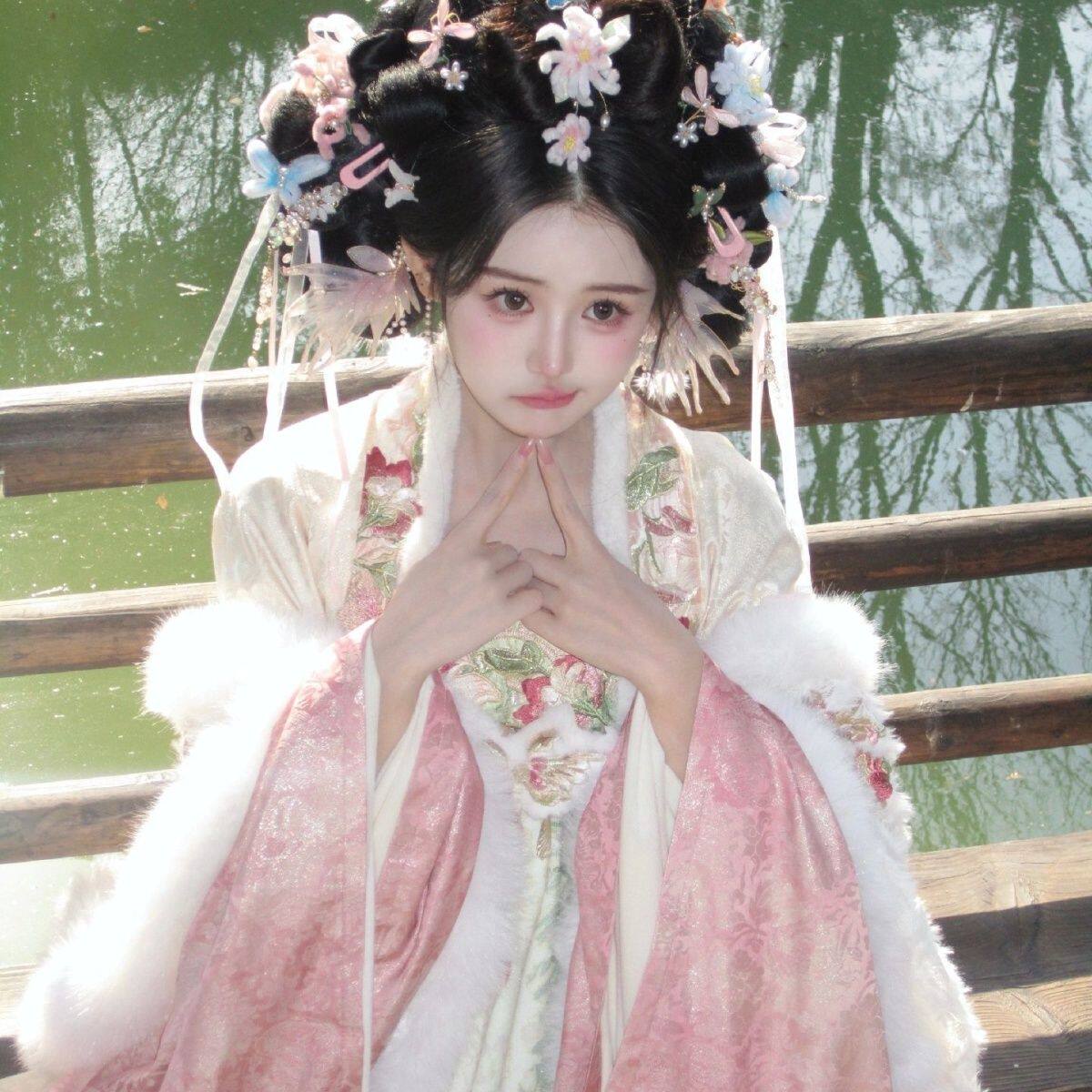 [茶马一梦]渐变大袖衫吊带裙披肩汉服成人女款秋冬加冬季汉服全套,女装/女士精品,汉服半身裙,淘宝优惠券,粉丝福利购,淘宝优惠卷