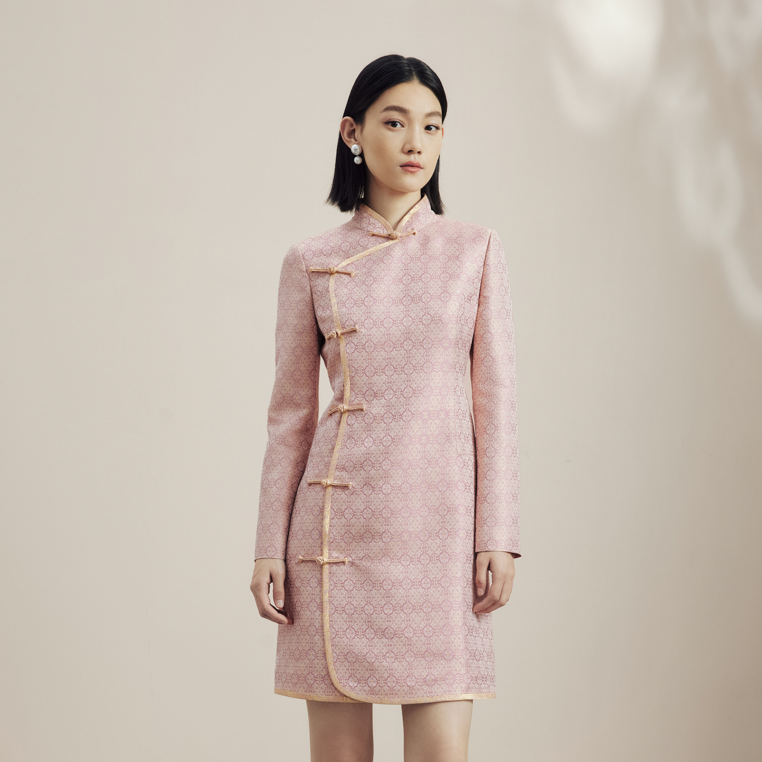 LIME莱茵新中式半高小立领连衣裙新款斜门襟盘扣设计感收腰旗袍