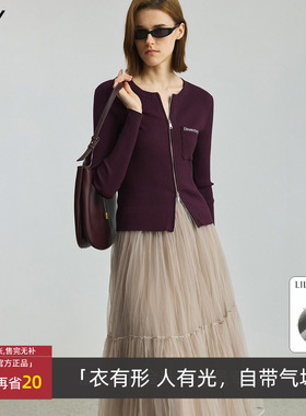 LILY新款女装复古时髦英文修身深色针织开衫125350TC740